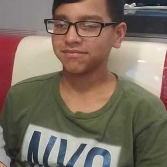 Meet your Posher, Raul - Picture 1 of 1